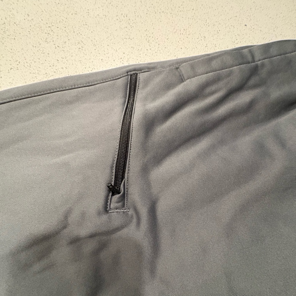 Nike Men's Charcoal Chinos - Picture 5 of 8